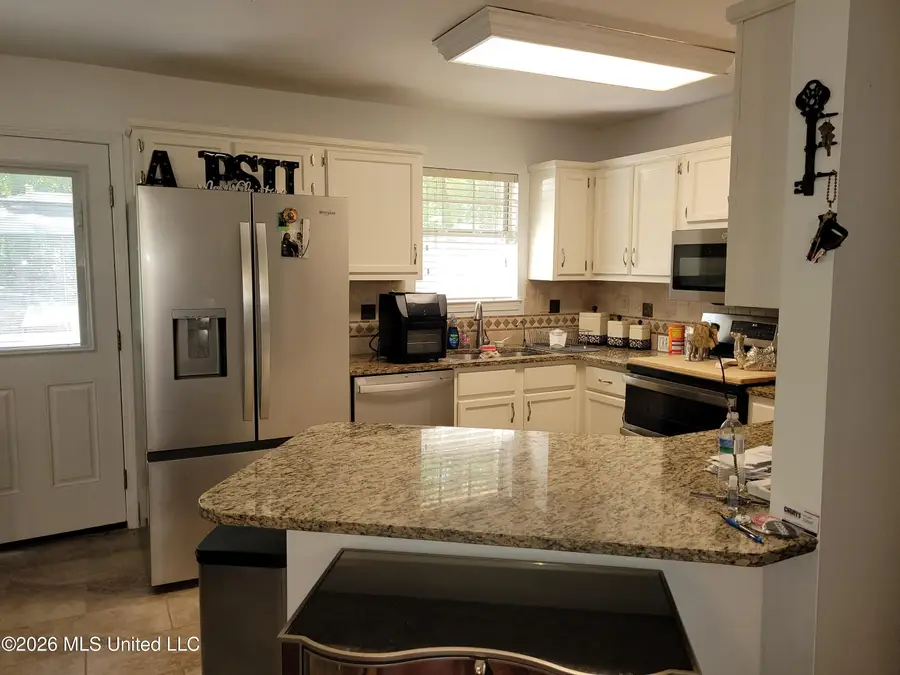 6805 Lake Forest Drive, Walls, MS 38680 - #3