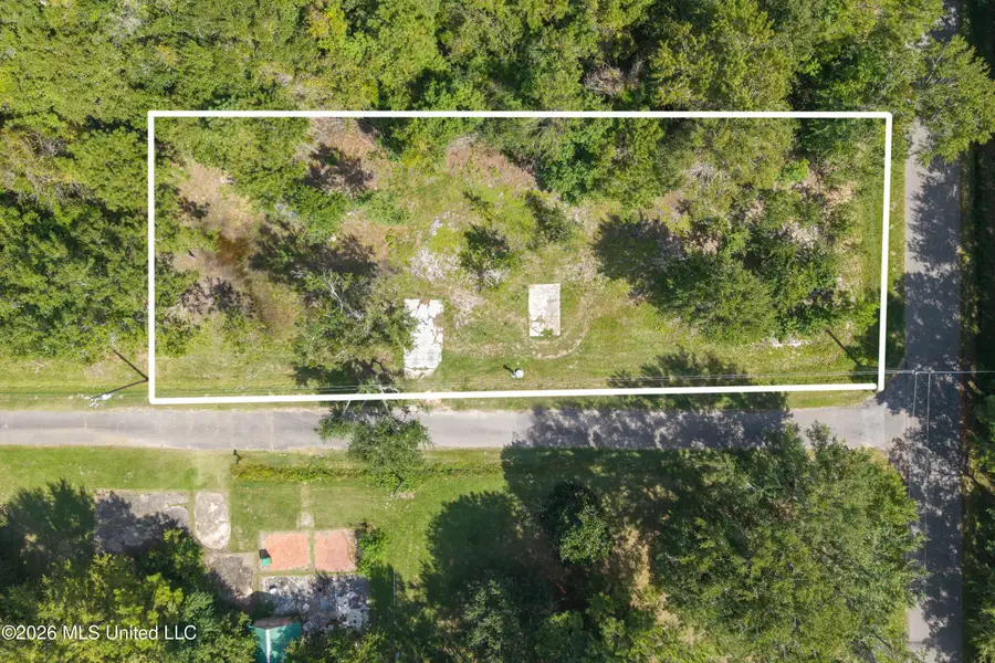 6190 N Railroad Avenue, Bay Saint Louis, MS 39520 - #2