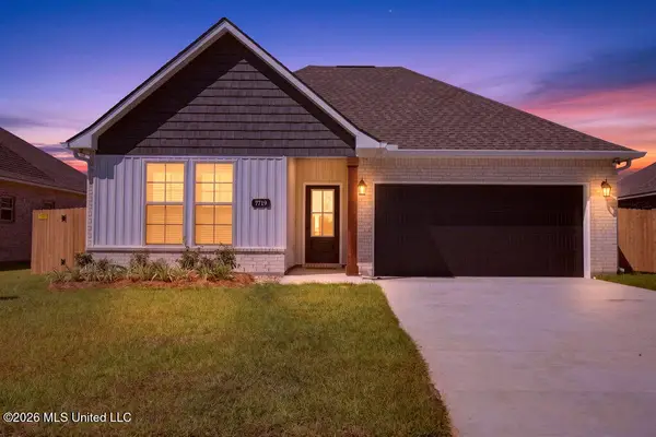7719 Claymont Circle, Ocean Springs, MS 39564