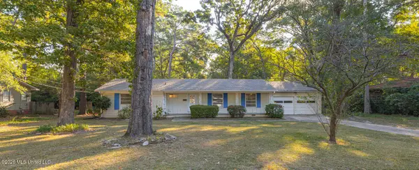 5544 Wayneland Drive, Jackson, MS 39211