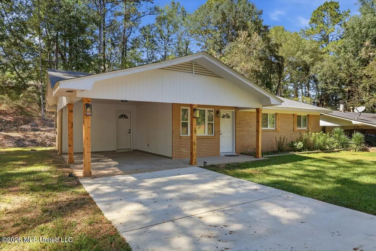 622 11th Avenue, Magee, MS 39111 - #1