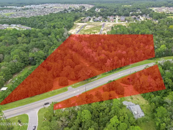 6009 Old Fort Bayou Road, Ocean Springs, MS 39564