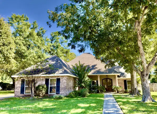 814 Canebreak Drive, Ocean Springs, MS 39564
