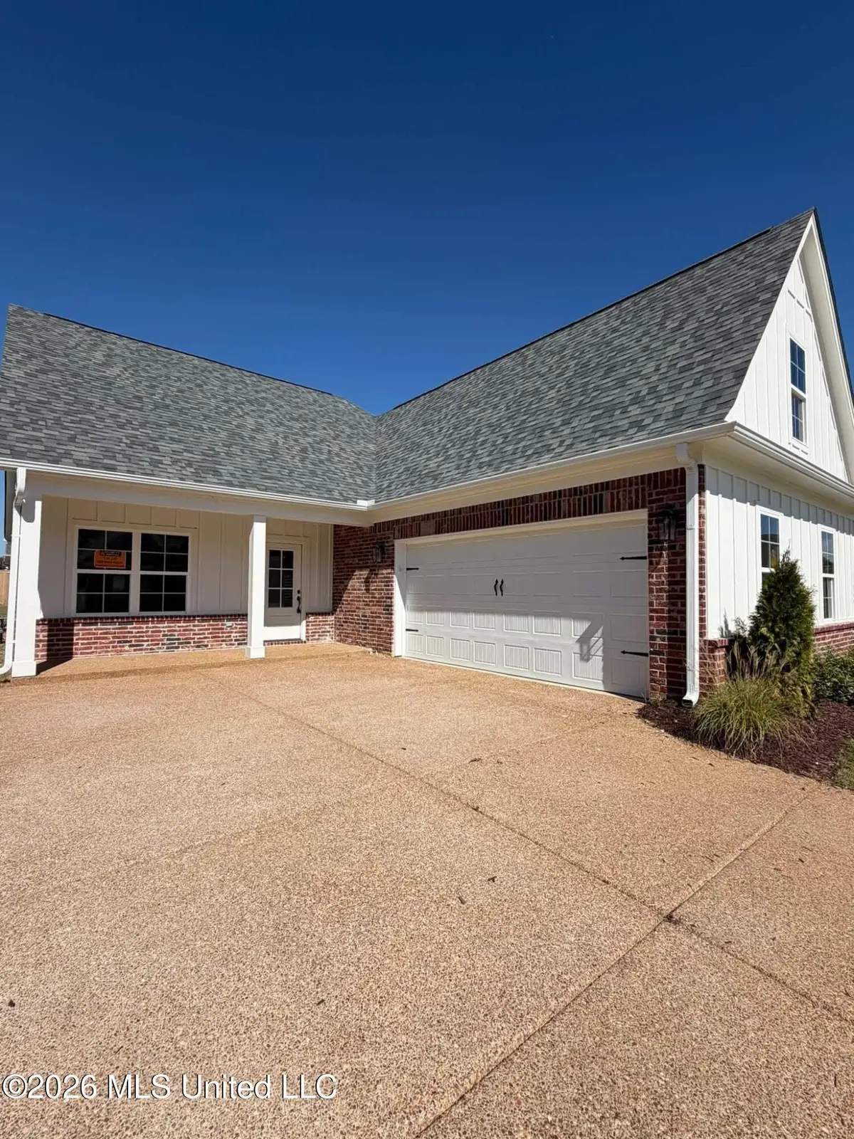 6068 Hickory Point Drive, Walls, MS 38680 - #1
