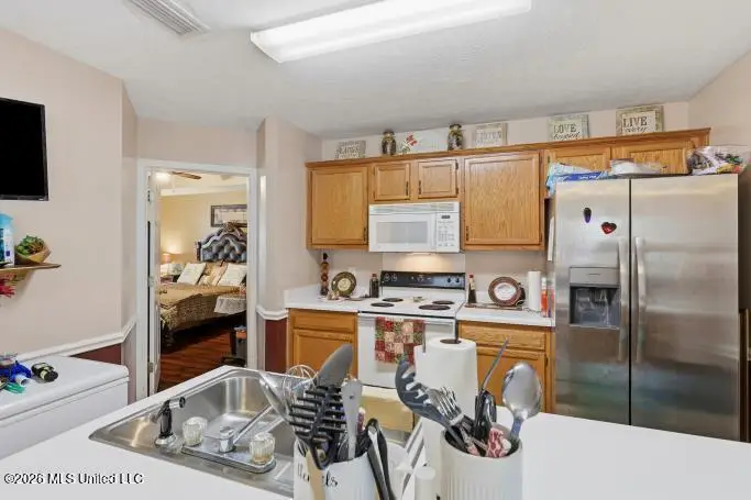 124 W Bradford Place, Richland, MS 39218 - #2