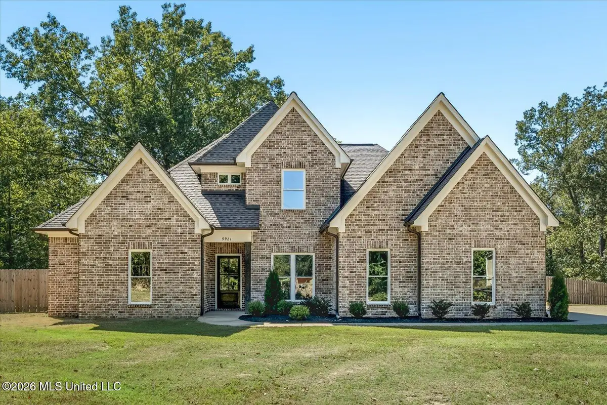 9921 Anderson Drive, Olive Branch, MS 38654 - #1