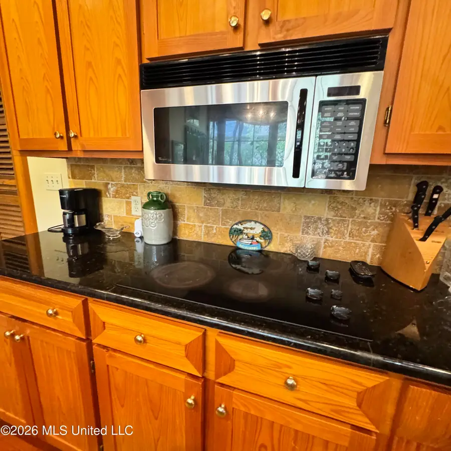 48 Fairway Drive, Natchez, MS 39120 - #3