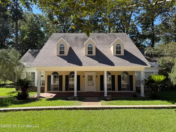 121 Woodhaven Drive, Natchez, MS 39120