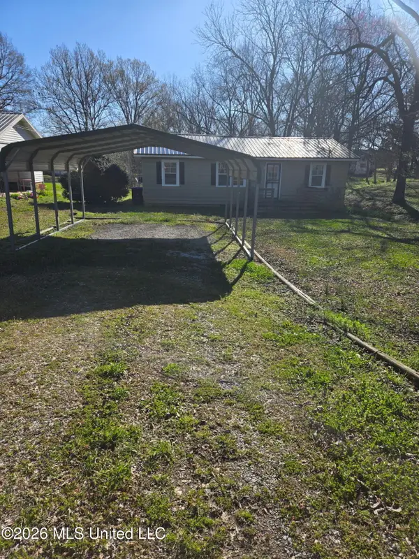 329 S Court Street, Ashland, MS 38603