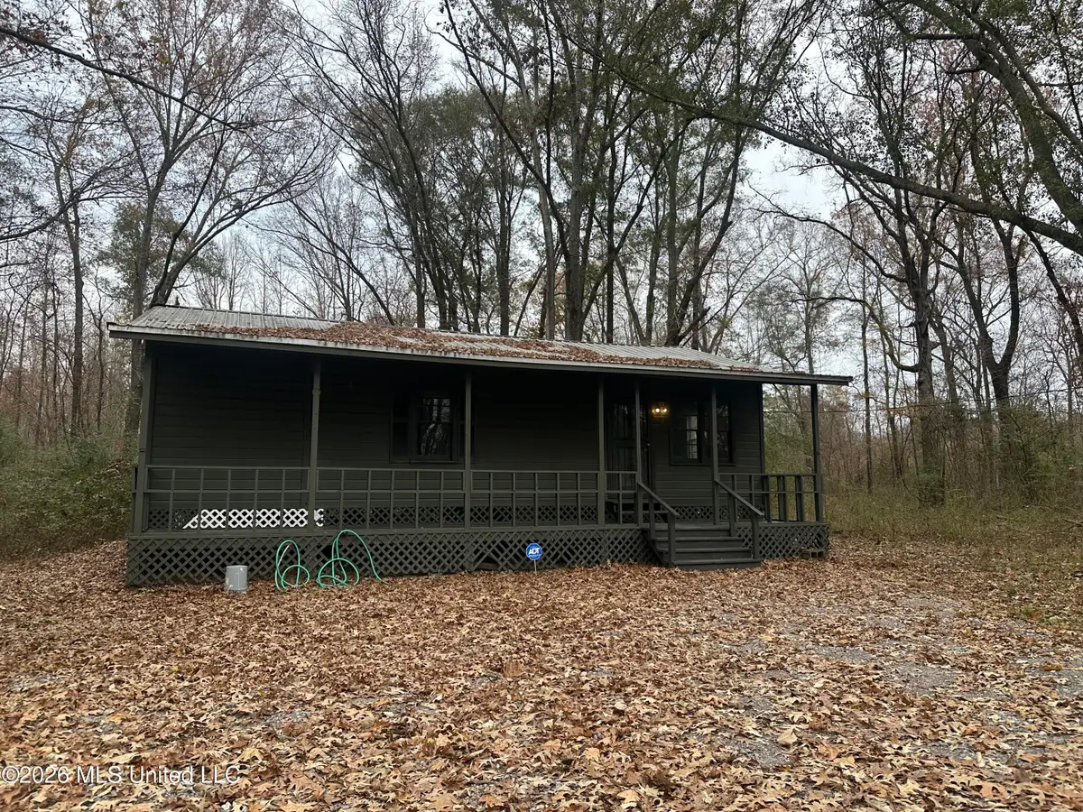 1070 E Broadwater Road, Byram, MS 39272 - #1