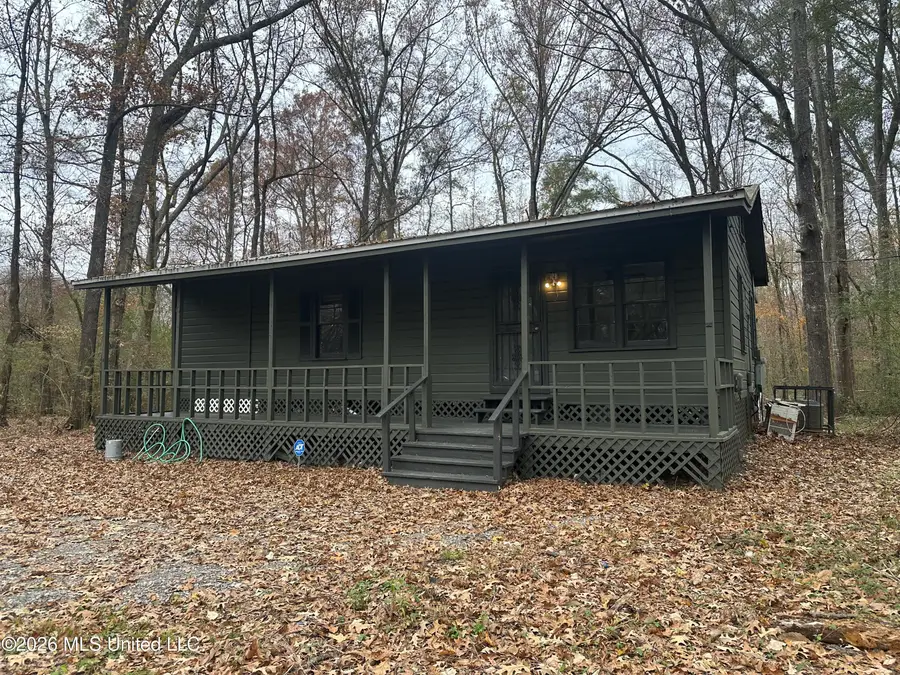 1070 E Broadwater Road, Byram, MS 39272 - #2