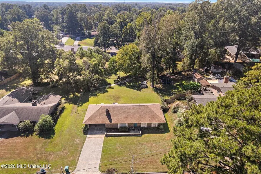 504 Oakwood Drive, Vicksburg, MS 39180 - #2