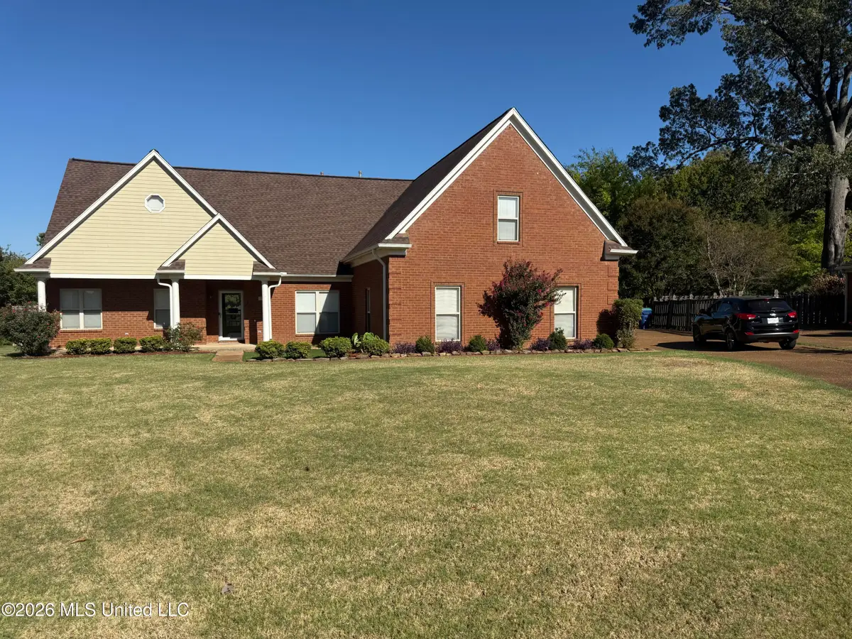 7220 E Golden Oaks Loop Drive, Southaven, MS 38671 - #1