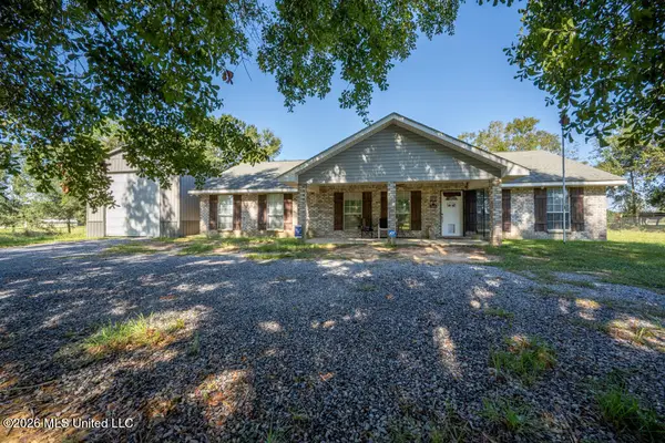 22083 Fenton Dedeaux Road, Kiln, MS 39556