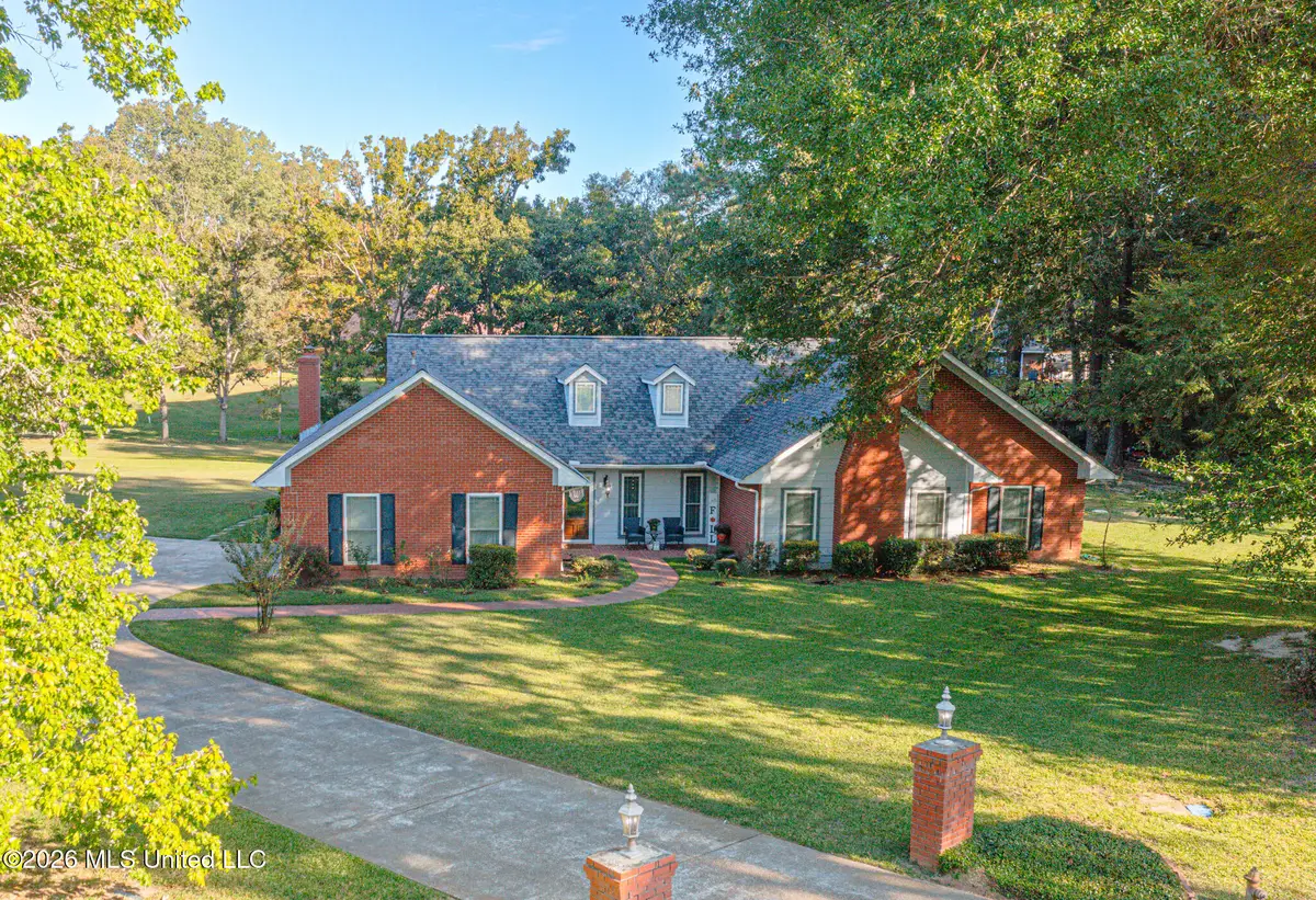 4313 Bishop Drive, Vicksburg, MS 39180 - #1