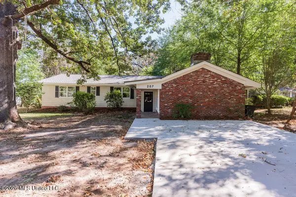 207 Mount Salus Drive, Clinton, MS 39056
