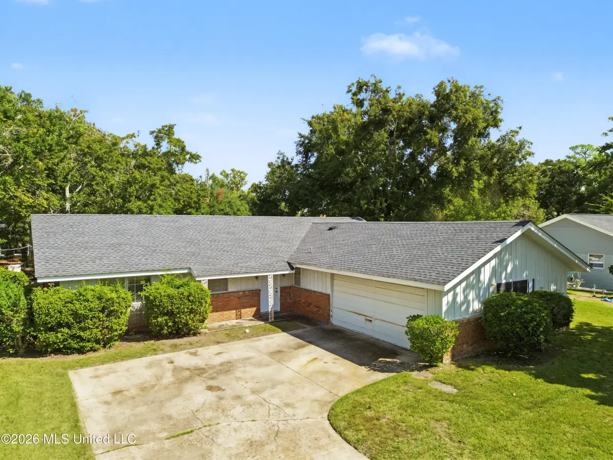2420 Sunkist Country Club Road, Biloxi, MS 39532 - #1