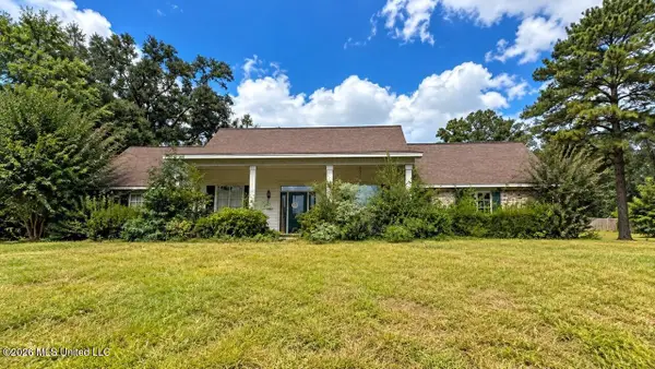 422 Cambridge Lane, Jackson, MS 39212
