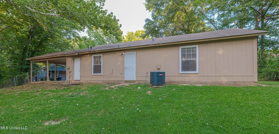 126 Pine Cove, Jackson, MS 39212 - #2