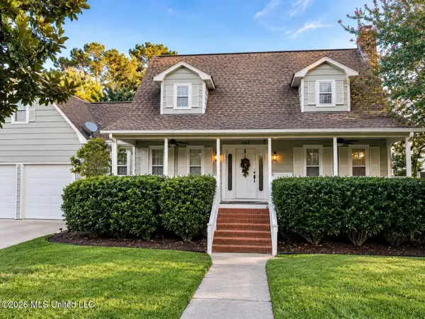 464 Cove Drive, Biloxi, MS 39531