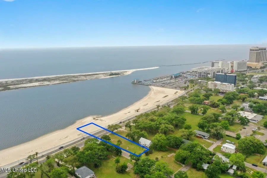 560 Beach Boulevard, Biloxi, MS 39530 - #2