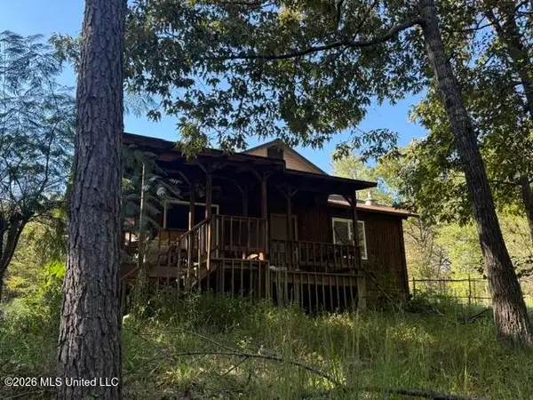 349 Black Gum Drive, Batesville, MS 38606