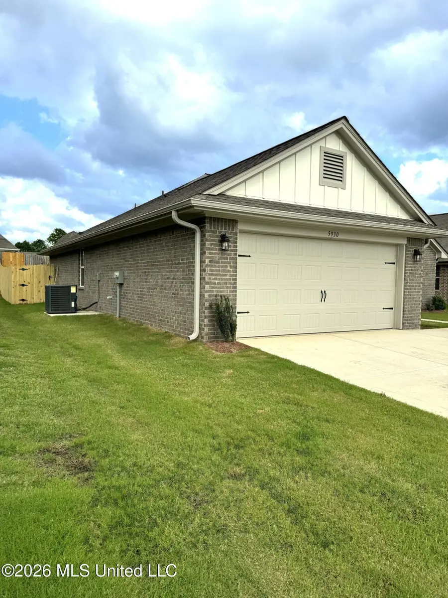 5930 Uselton Drive, Southaven, MS 38672 - #2