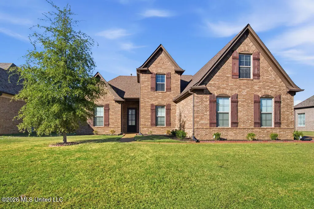 6210 Dixon Drive, Olive Branch, MS 38654 - #1