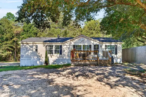 25909 Longvue Drive, Picayune, MS 39466
