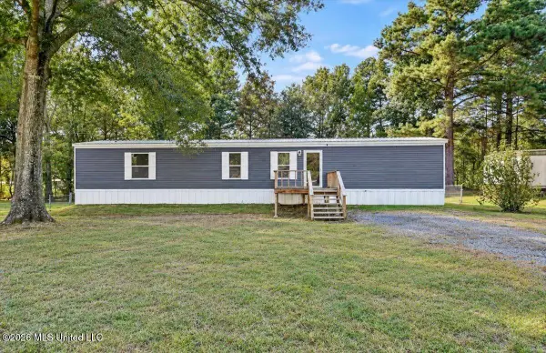 163 Valley Cove, Florence, MS 39073