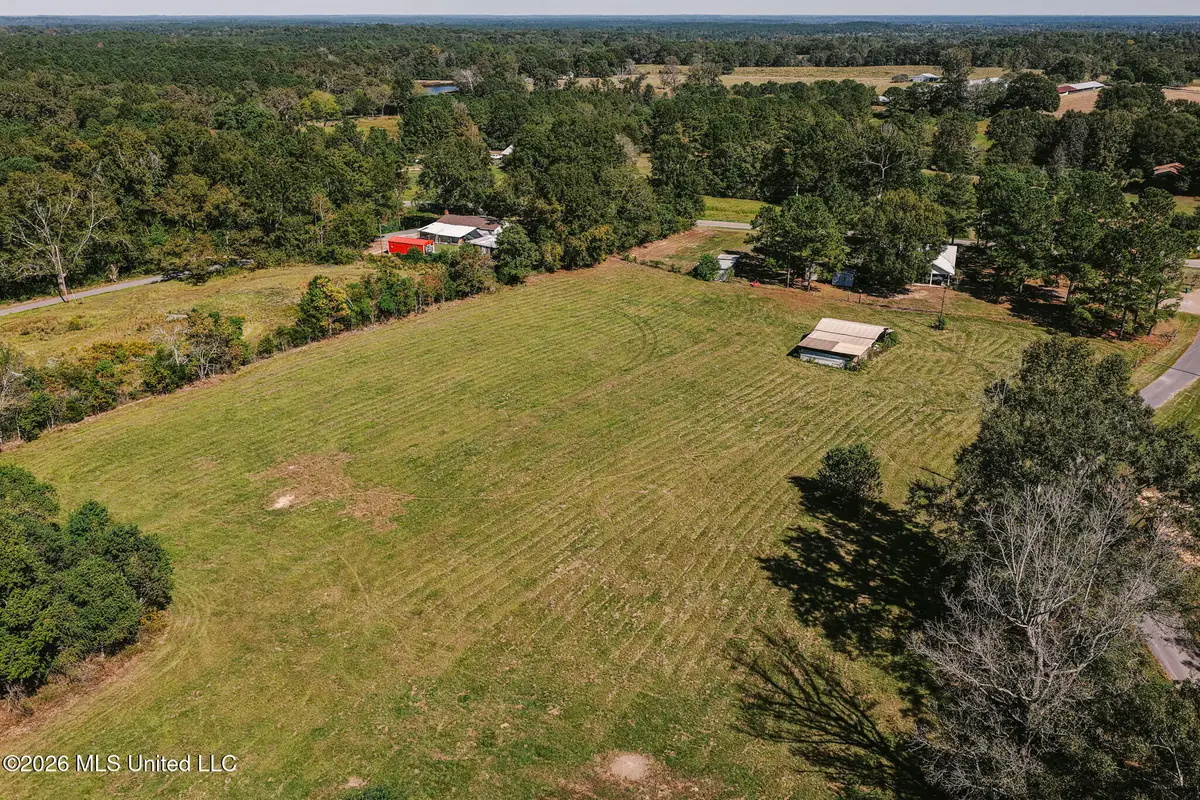 22 Kitchens Drive, Laurel, MS 39443 - #1