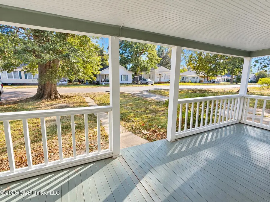 507 Bell Avenue, Greenwood, MS 38930 - #2