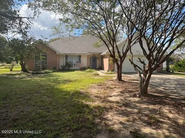203 Shaw Cove, Clarksdale, MS 38614 - #1