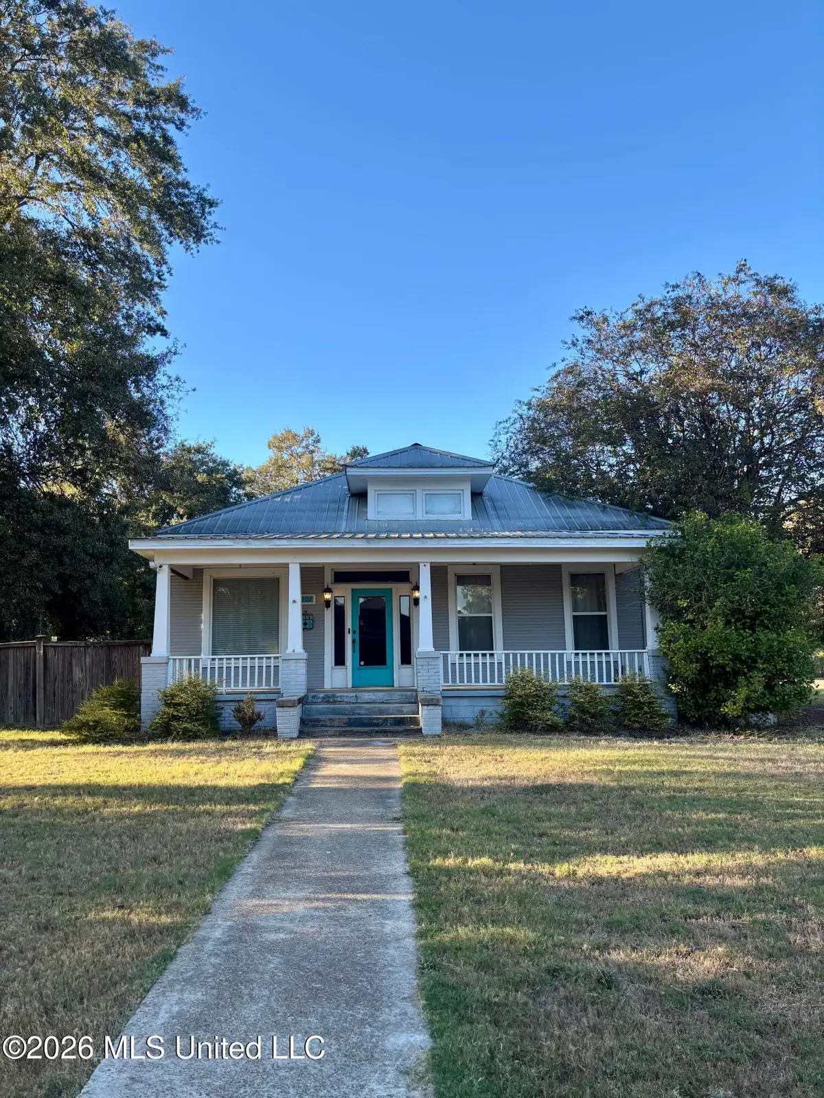 202 W Jefferson Avenue, Greenwood, MS 38930 - #1