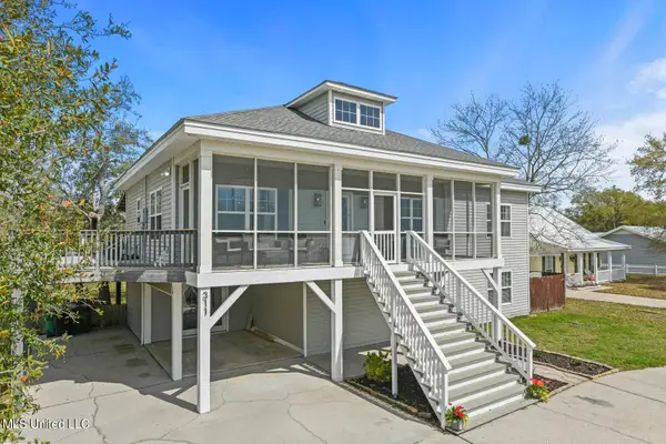 311 Seventh Street, Bay Saint Louis, MS 39520
