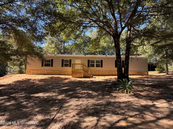 27237 Hugh Lee Road, Picayune, MS 39466