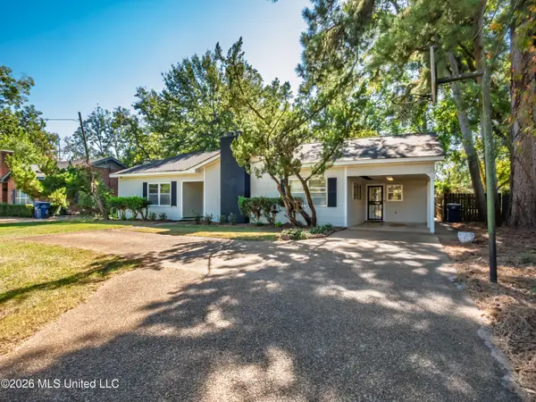 204 North Street, Batesville, MS 38606