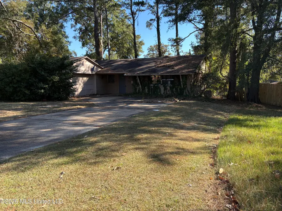 912 W Post Road, Clinton, MS 39056 - #3