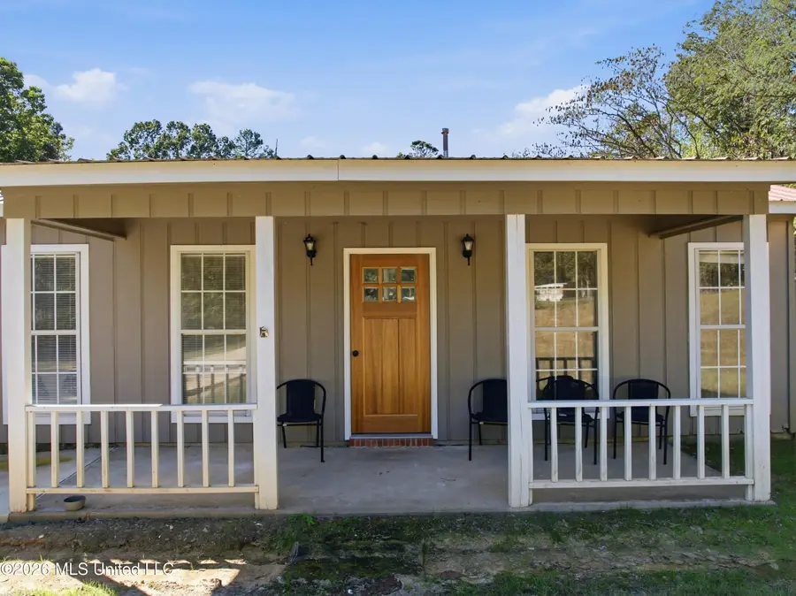 283 Coles Point Road, Batesville, MS 38606 - #2