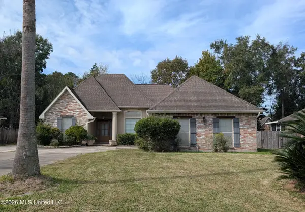 6571 Alakoko Drive, Diamondhead, MS 39525