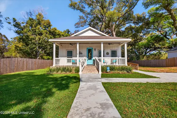2208 A Gulf Avenue, Gulfport, MS 39501