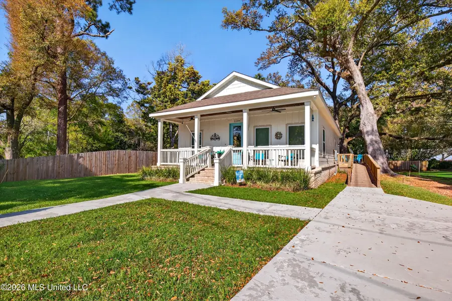 2208 A Gulf Avenue, Gulfport, MS 39501 - #3
