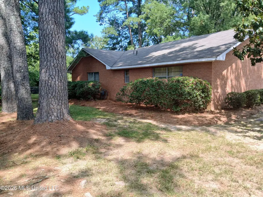 5951 Waverly Drive, Jackson, MS 39206 - #3