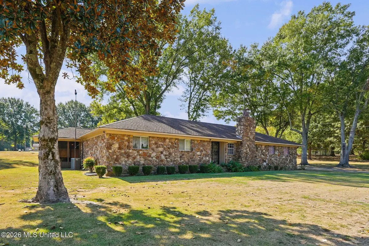 3531 Nickalus Avenue, Horn Lake, MS 38637 - #1