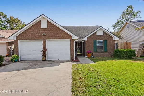 842 Ravenwood Court, Biloxi, MS 39532