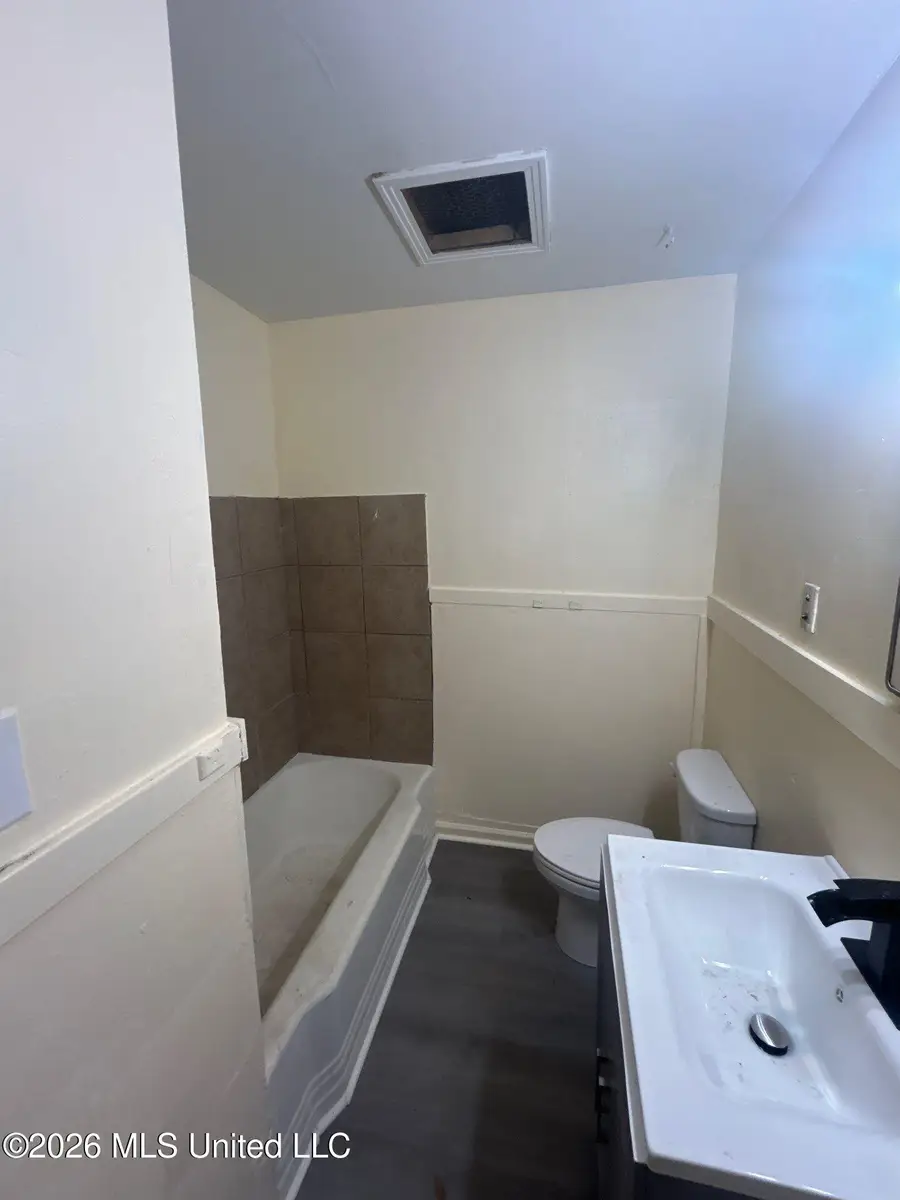 227 Eastview Street, Jackson, MS 39209 - #3