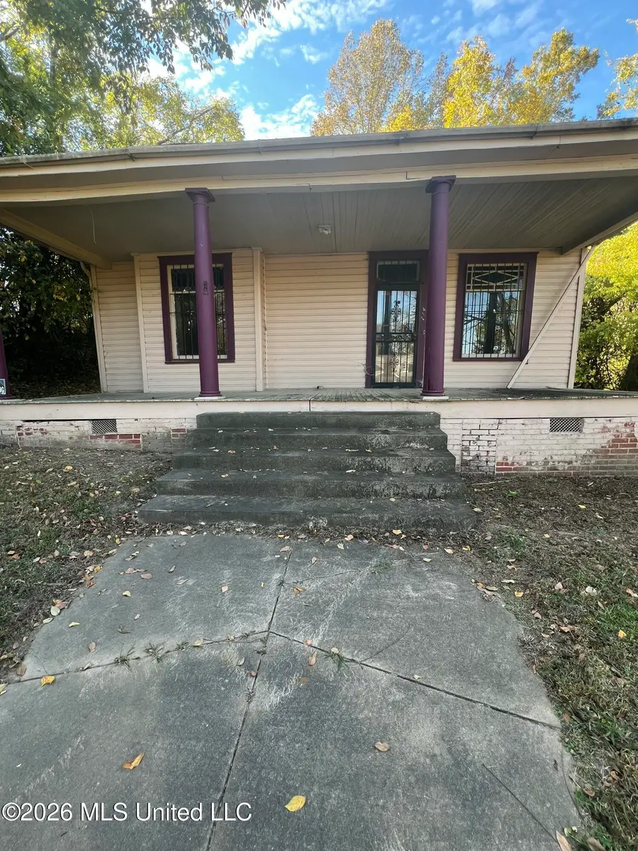 714 E Broadway Street, Yazoo City, MS 39194 - #2