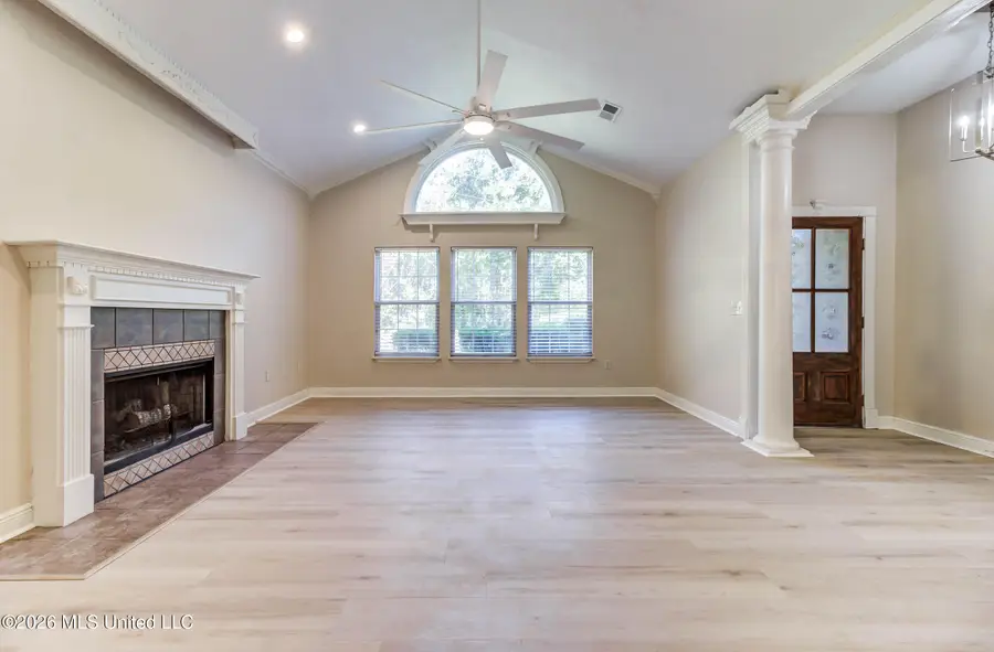 9517 W Palm Lane, Ocean Springs, MS 39564 - #2