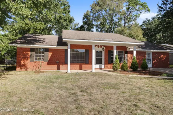 16212 Waycross Drive, Biloxi, MS 39532