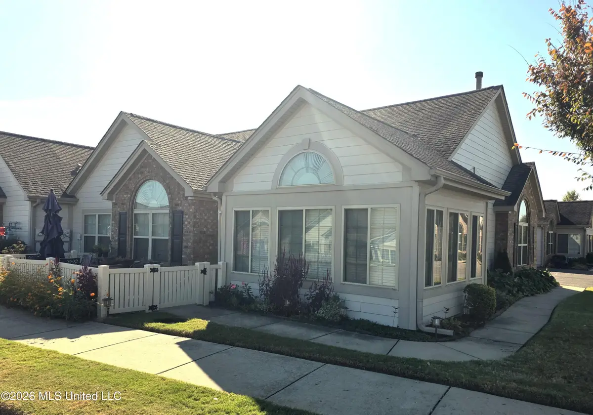 8699 Parkview Oaks Circle, Olive Branch, MS 38654 - #1
